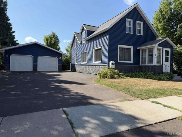 127 Shamrock Street, Ironwood, MI 49938