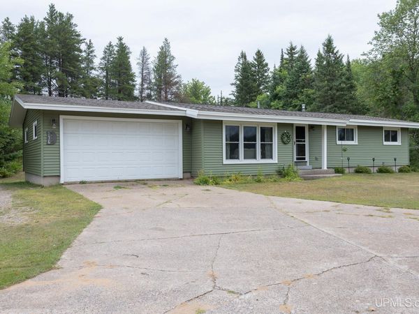 236 North Road, Negaunee Twp, MI 49866