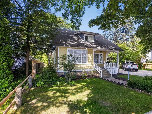 727 S Chestnut Street, Reed City, MI 49677