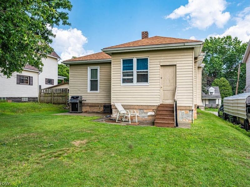 676 S Stateline Road, Masury, OH 44438 Photo 21