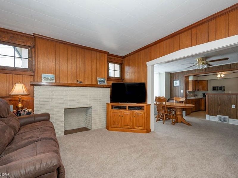 676 S Stateline Road, Masury, OH 44438 Photo 3