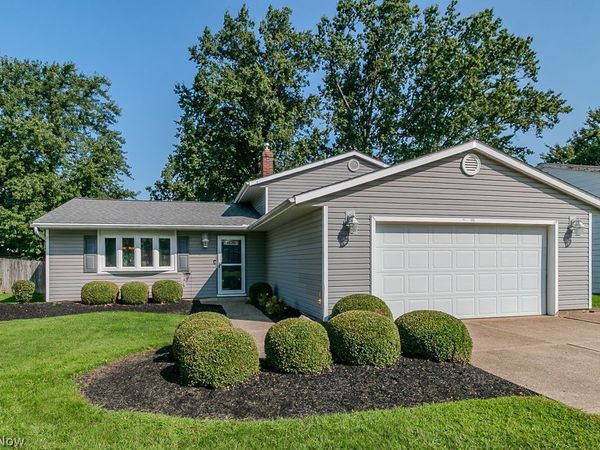 5535 Reef Road , Mentor on the Lake, OH 44060