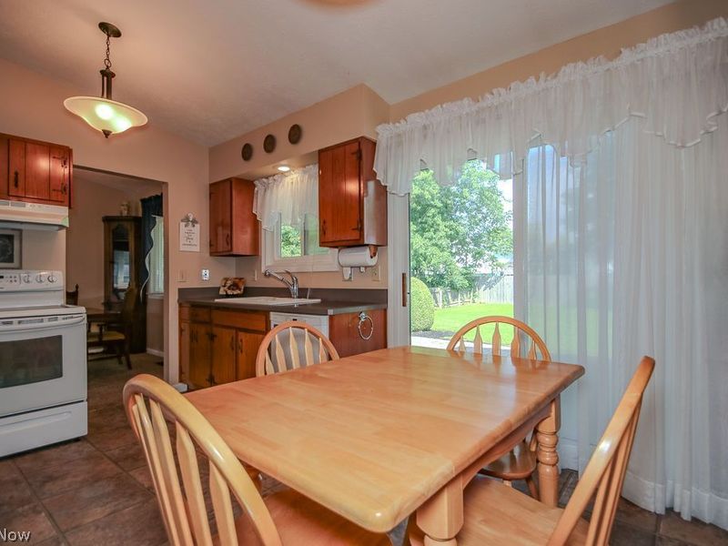 5535 Reef Road, Mentor on the Lake, OH 44060 Photo 10