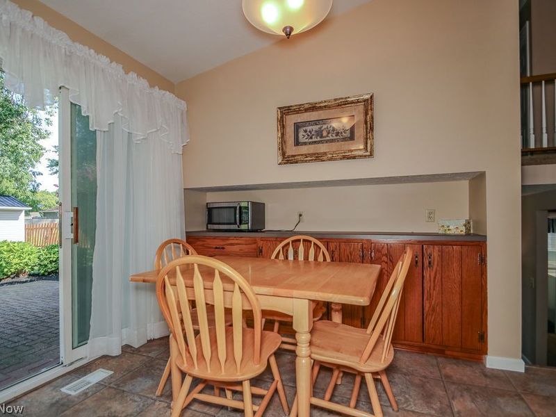 5535 Reef Road, Mentor on the Lake, OH 44060 Photo 11