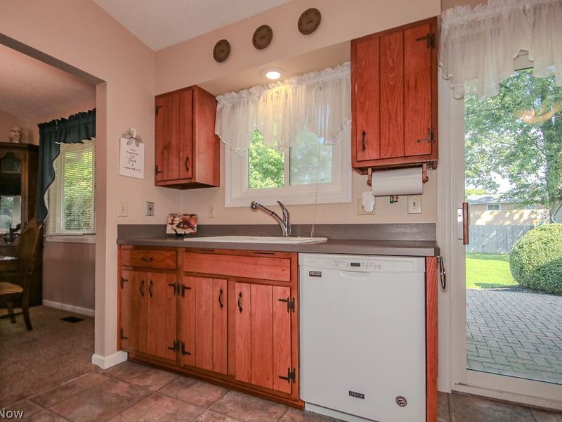 5535 Reef Road, Mentor on the Lake, OH 44060 Photo 13