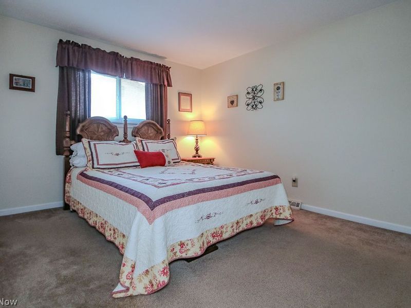 5535 Reef Road, Mentor on the Lake, OH 44060 Photo 21