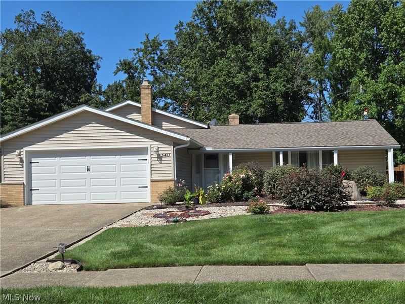5411 Harleston Drive, Lyndhurst, OH 44124 Photo 1