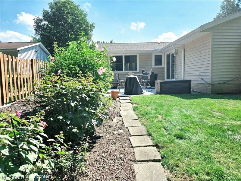 5411 Harleston Drive, Lyndhurst, OH 44124 Photo 7