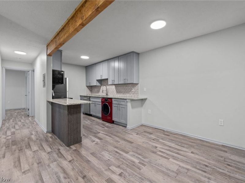 8455 N Akins Road, Unit 201, North Royalton, OH 44133 Photo 8
