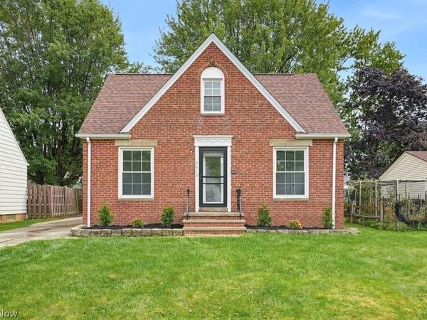 7513 Brookside Drive , Brooklyn, OH 44144