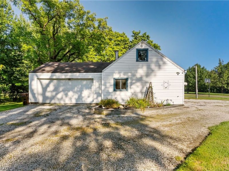 2852 North Park Ave Extension, Warren, OH 44481 Photo 2
