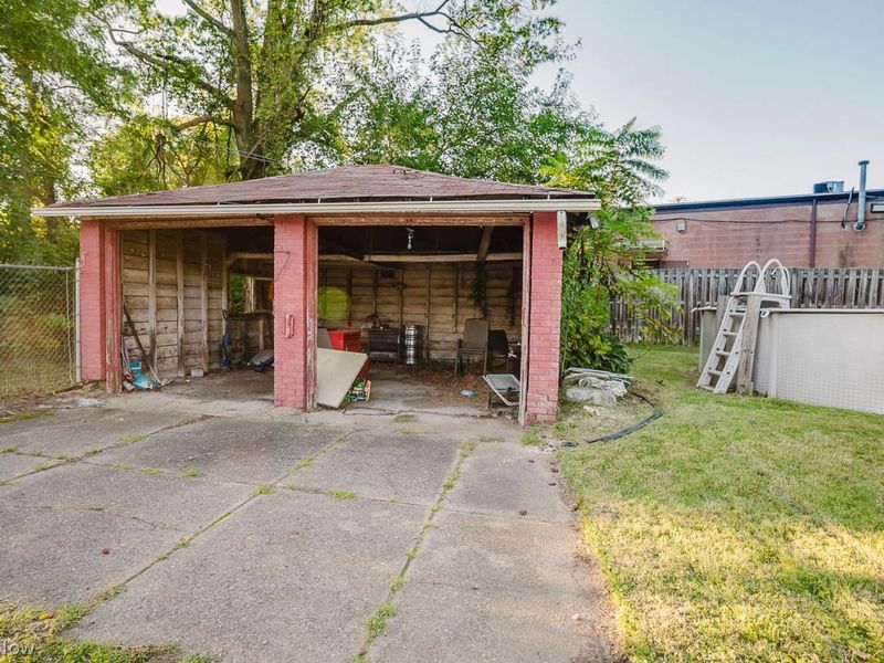 836 Alameda Avenue, Youngstown, OH 44510 Photo 3