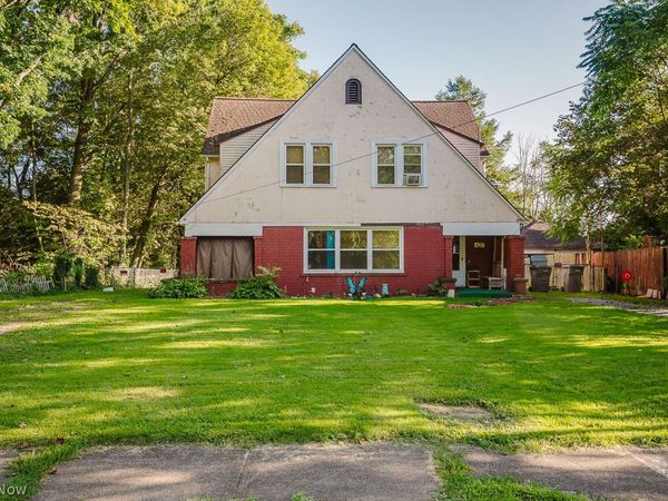 425 Fairgreen Avenue , Youngstown, OH 44504