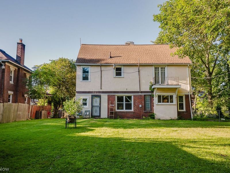 425 Fairgreen Avenue, Youngstown, OH 44504 Photo 5