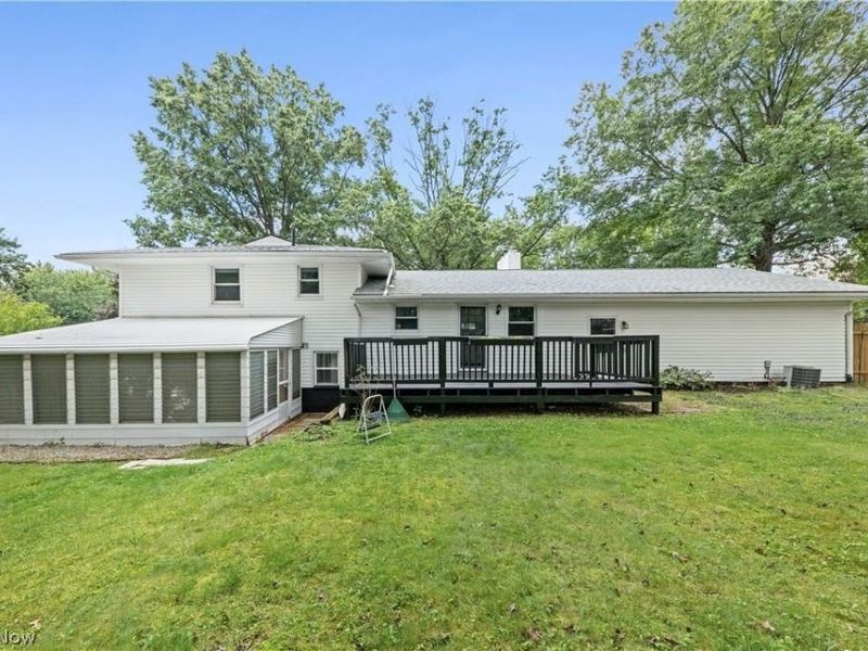 8308 Fairhill Drive NE, Warren, OH 44484 Photo 47