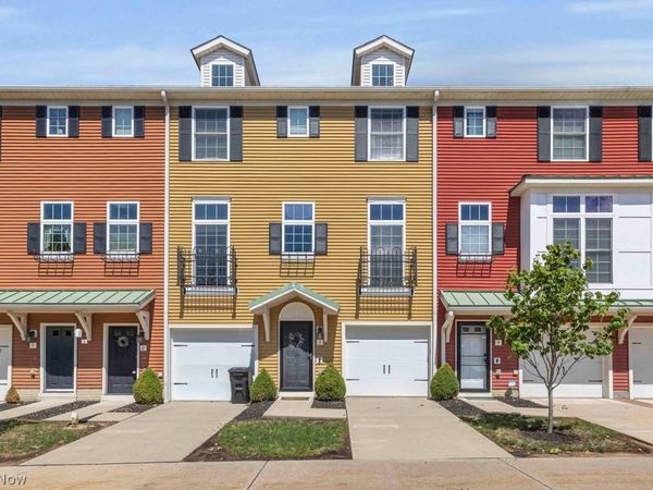3 Grandview Drive , Rocky River, OH 44116