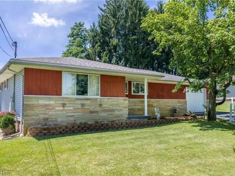 225 Harrison Avenue, Cadiz, OH 43907 Photo 2