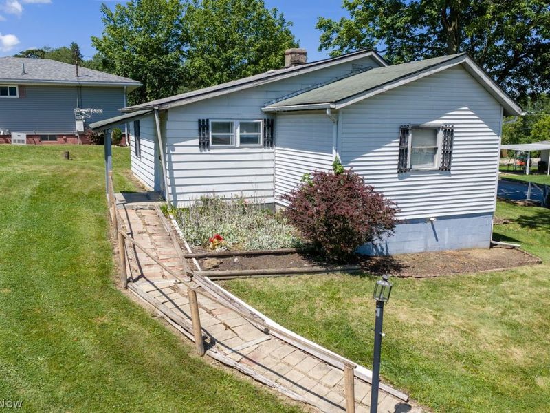 209 Harrison Avenue, Cadiz, OH 43907 Photo 3