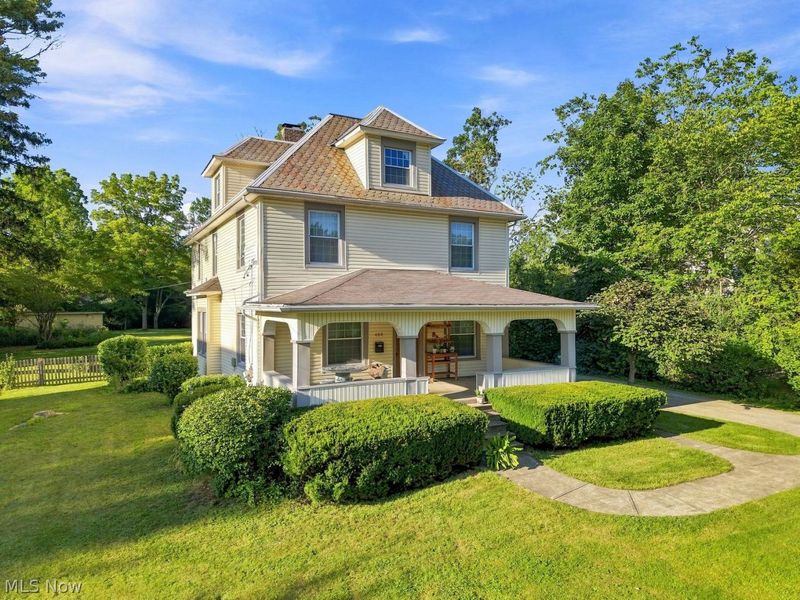 408 E College Street, Oberlin, OH 44074 Photo 2