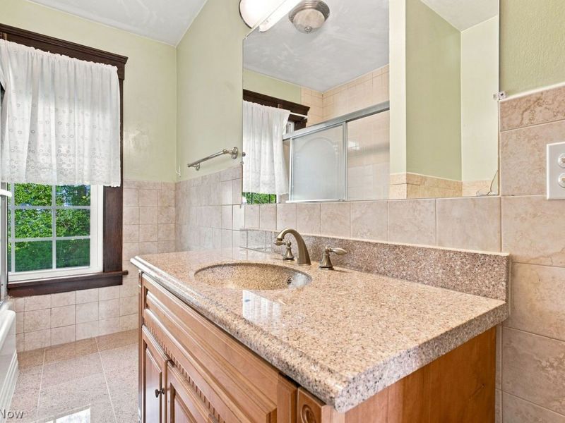 408 E College Street, Oberlin, OH 44074 Photo 27