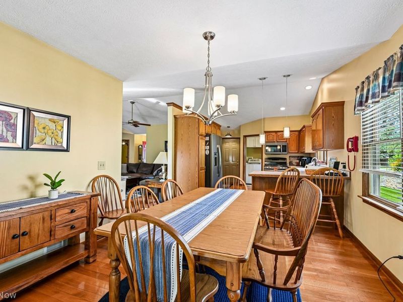 7174 Lake O Springs Avenue NW, North Canton, OH 44720 Photo 15