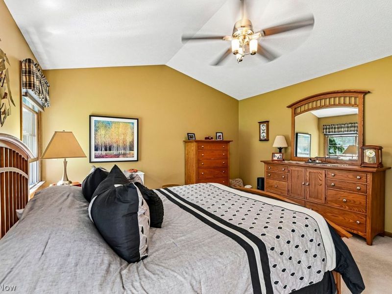 7174 Lake O Springs Avenue NW, North Canton, OH 44720 Photo 18