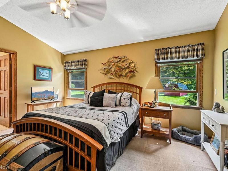 7174 Lake O Springs Avenue NW, North Canton, OH 44720 Photo 20