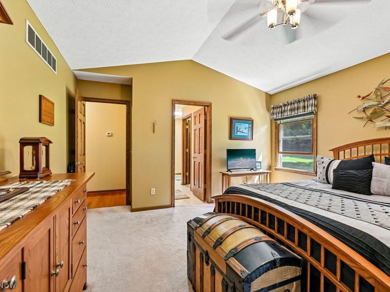 7174 Lake O Springs Avenue NW, North Canton, OH 44720 Photo 21