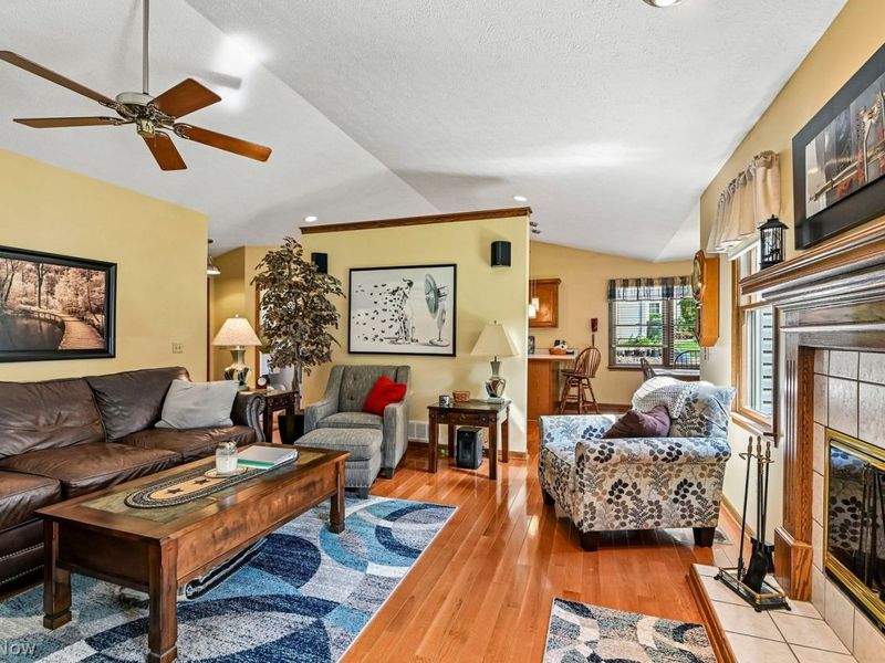 7174 Lake O Springs Avenue NW, North Canton, OH 44720 Photo 7