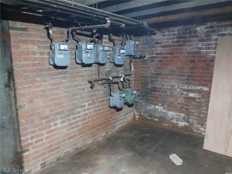 14306 Kinsman Road, Cleveland, OH 44120 Photo 12