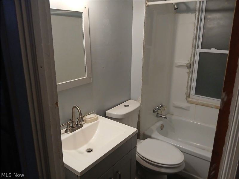 14306 Kinsman Road, Cleveland, OH 44120 Photo 17