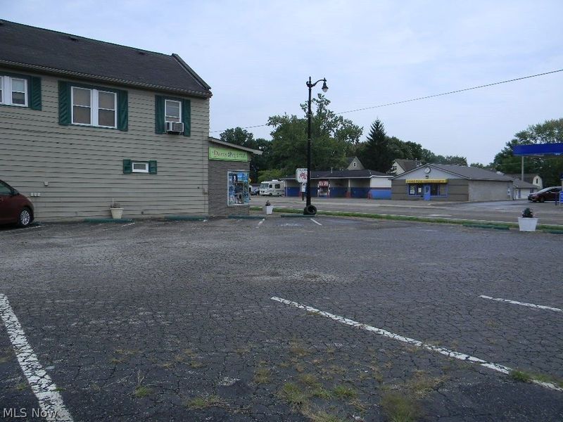 506 N Main Street, Niles, OH 44446 Photo 9