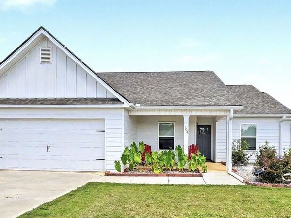 108 Creek Haven Drive, Winterville, GA 30683