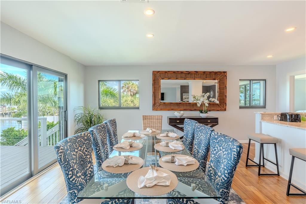 205 Bayview Ave , Fort Myers Beach, FL 33931 Photo