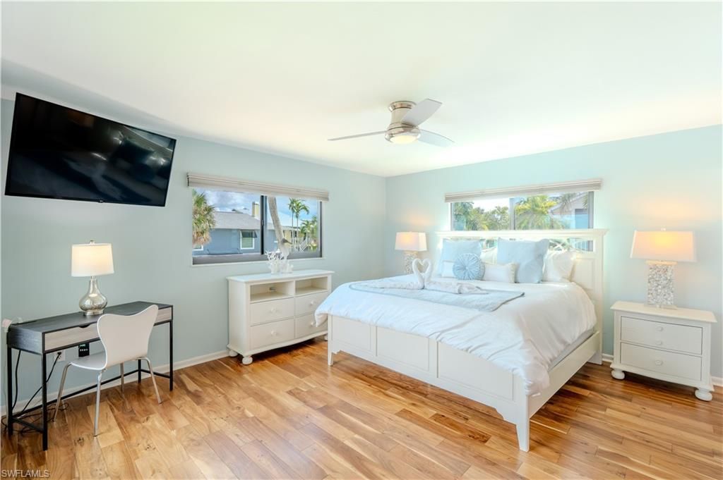 205 Bayview Ave , Fort Myers Beach, FL 33931 Photo