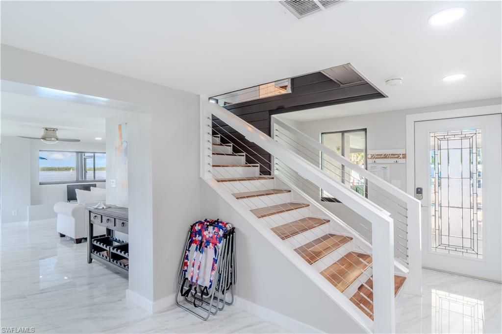 205 Bayview Ave , Fort Myers Beach, FL 33931 Photo