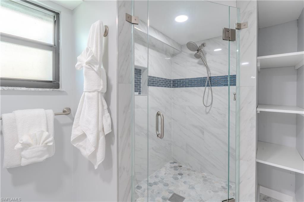 205 Bayview Ave , Fort Myers Beach, FL 33931 Photo