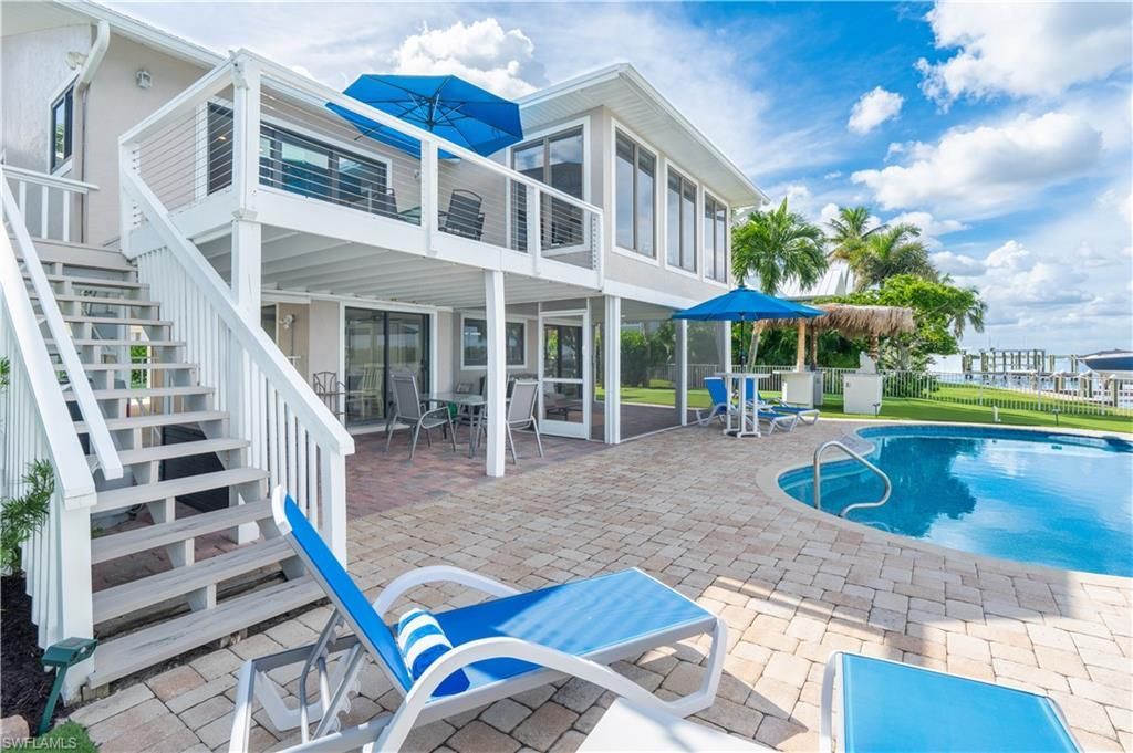 205 Bayview Ave , Fort Myers Beach, FL 33931 Photo