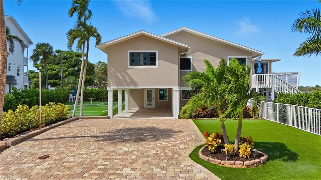 205 Bayview Ave , Fort Myers Beach, FL 33931 Photo
