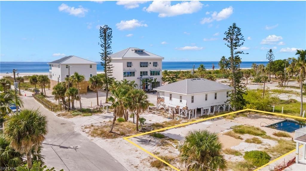 61 Flamingo St , Fort Myers Beach, FL 33931 Photo