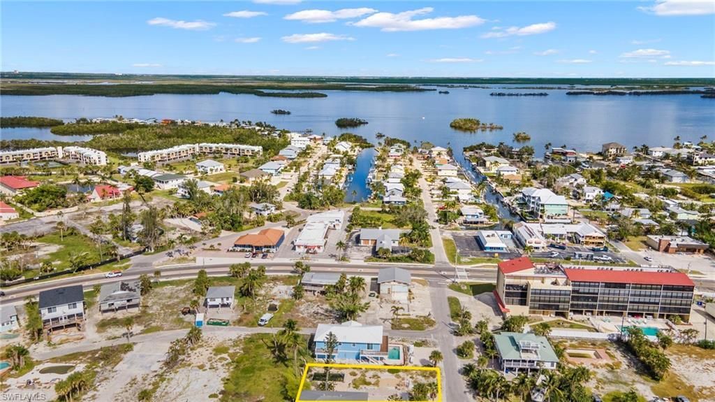 61 Flamingo St , Fort Myers Beach, FL 33931 Photo