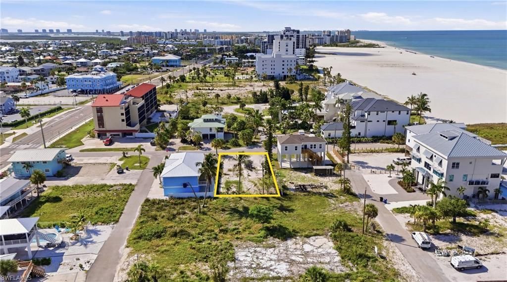 61 Flamingo St , Fort Myers Beach, FL 33931 Photo