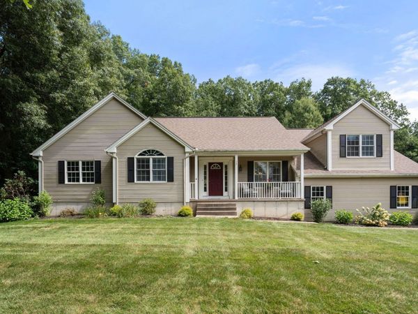 75 Hillcrest Circle, Westfield, MA 01085