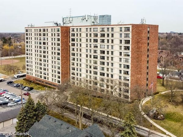 21800 Morley Avenue , Unit 510, Dearborn, Mi 48124