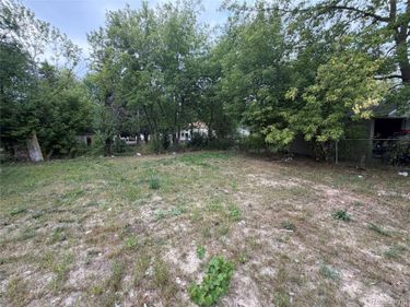 19539 Kelly Road , Detroit, Mi 48225