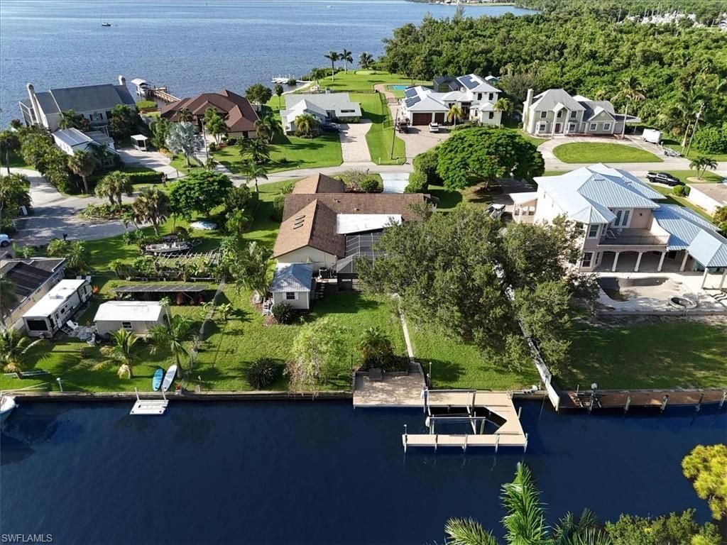 1812 Coral Cir , North Fort Myers, FL 33903 Photo