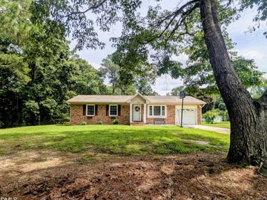 225 Ln Of Sir Kay, Garner, NC 27529