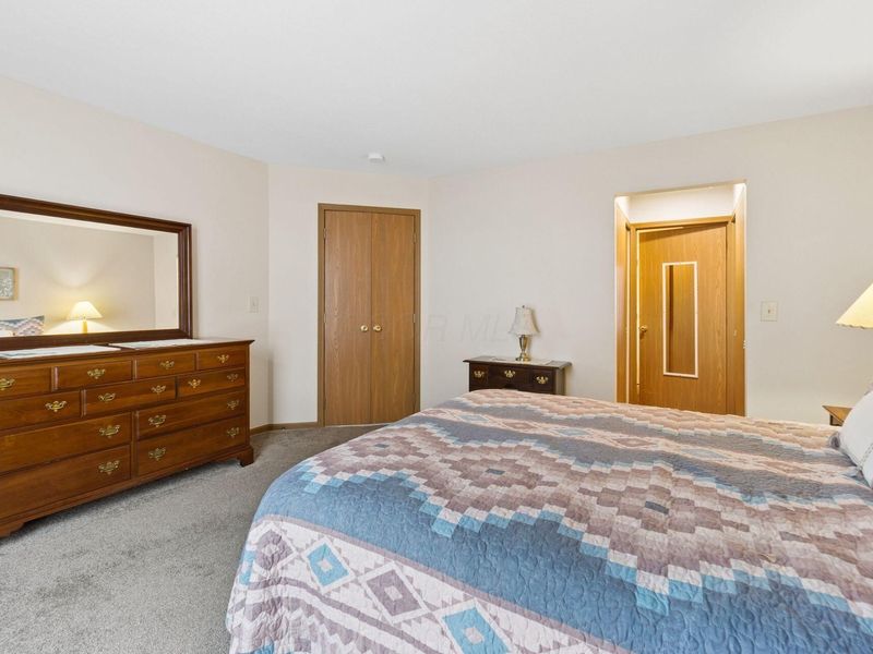 7830 Meadowlark Lane S, Reynoldsburg, OH 43068 Photo 11
