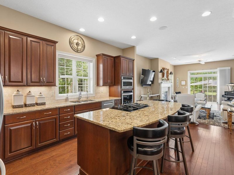 5721 Liscarroll Place , Dublin, OH 43016 Photo 14