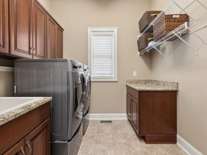 5721 Liscarroll Place , Dublin, OH 43016 Photo 19